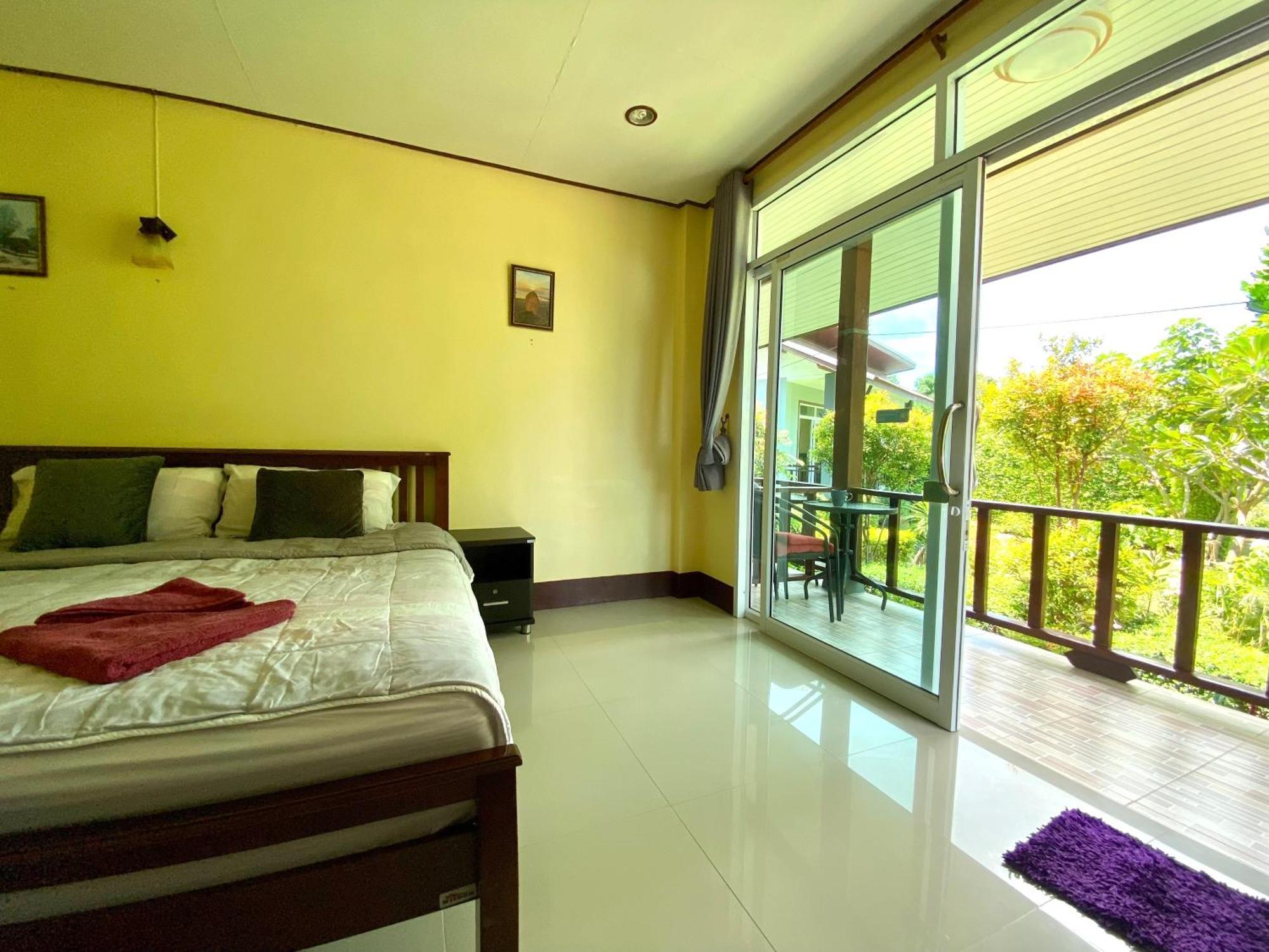 Sunanta Bungalow Koh Lanta Room photo