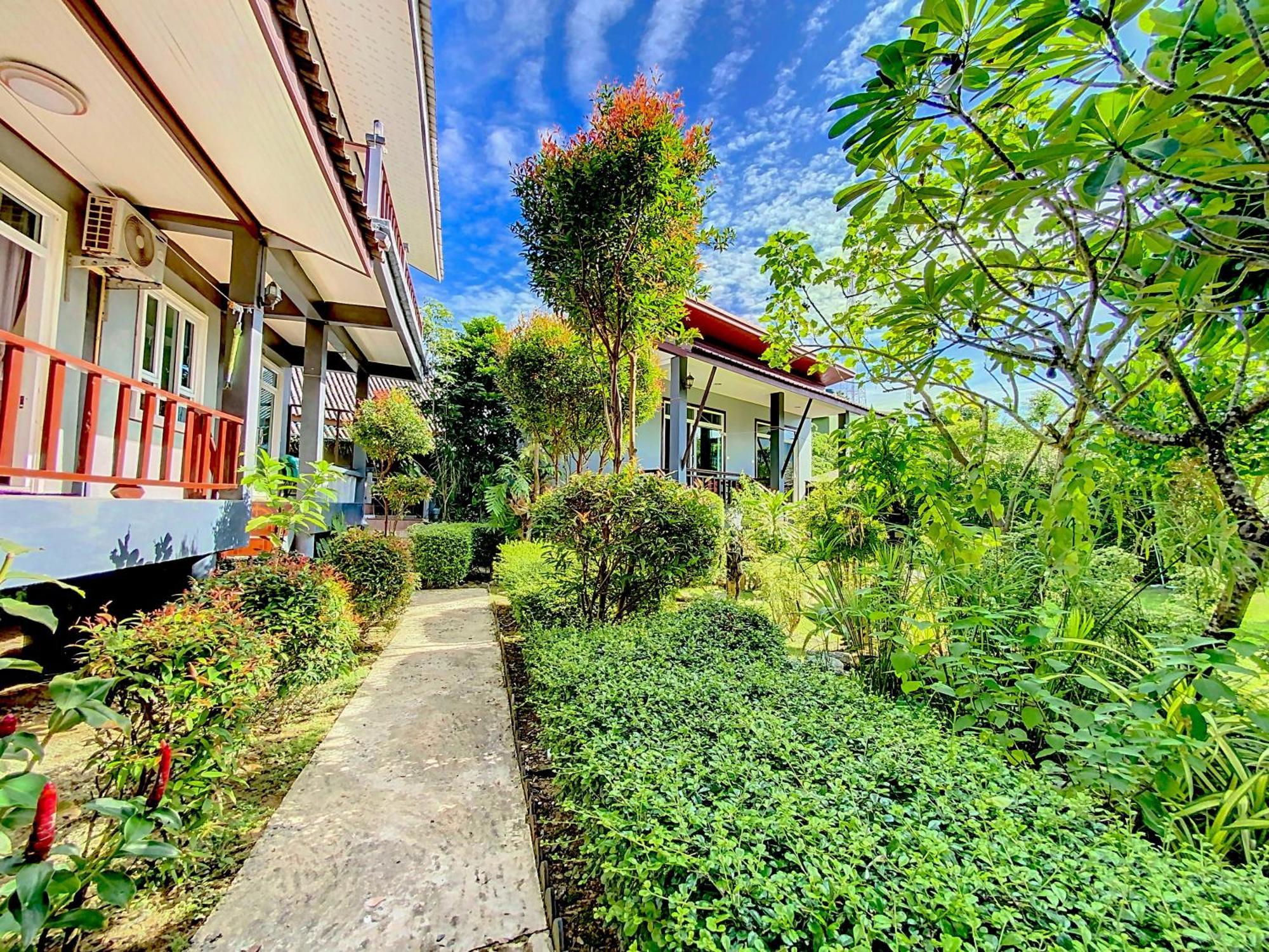 Sunanta Bungalow Koh Lanta Exterior photo